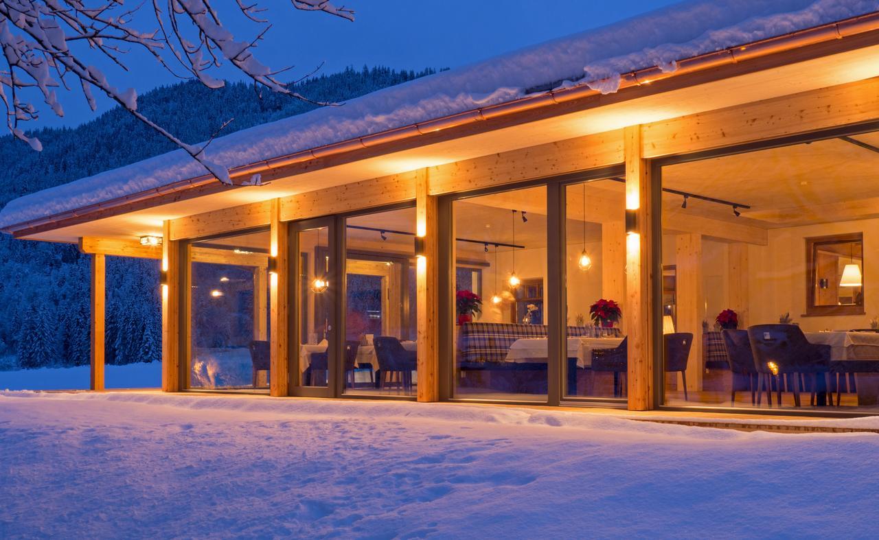 Das Leonhard - Naturparkhotel Am Weissensee Dış mekan fotoğraf